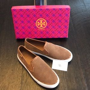 Tory Burch Jesse Sneakers Style #48237 Size 8
